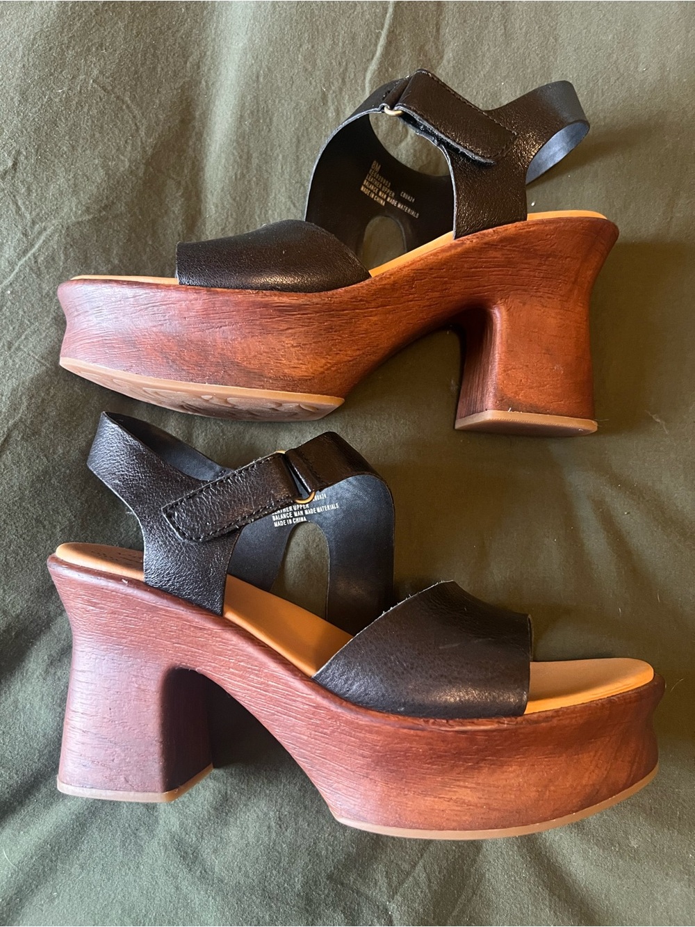 Kork-Ease Black Leather Platform Sandals